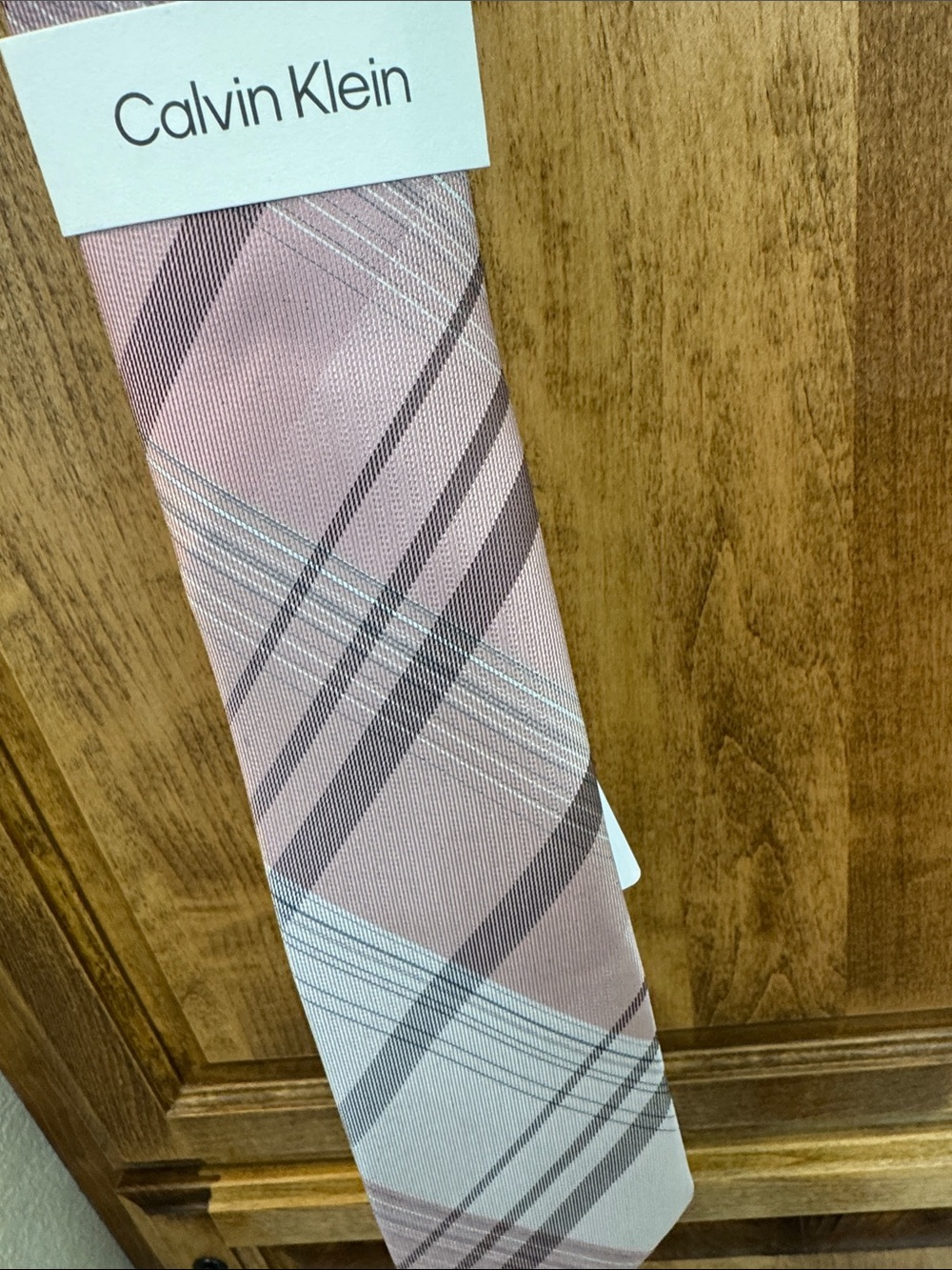 Calvin Klein Portia Plaid Mauve and Gray Men’s Neck Tie - Picture 3 of 7